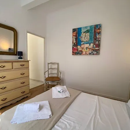 Apartman La Terrasse Five Stars Holiday House Nizza
